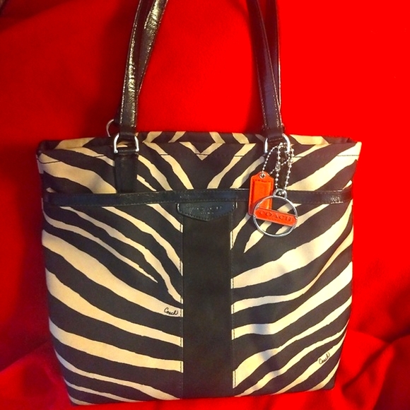 COPY - Coach zebra print handbag - Picture 1 of 8